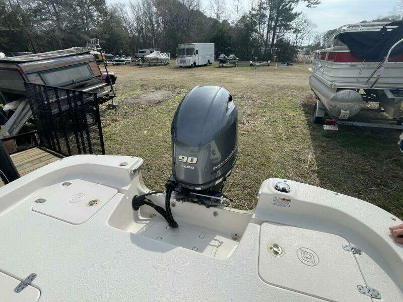 19ft Carolina Skiff Yacht For Sale