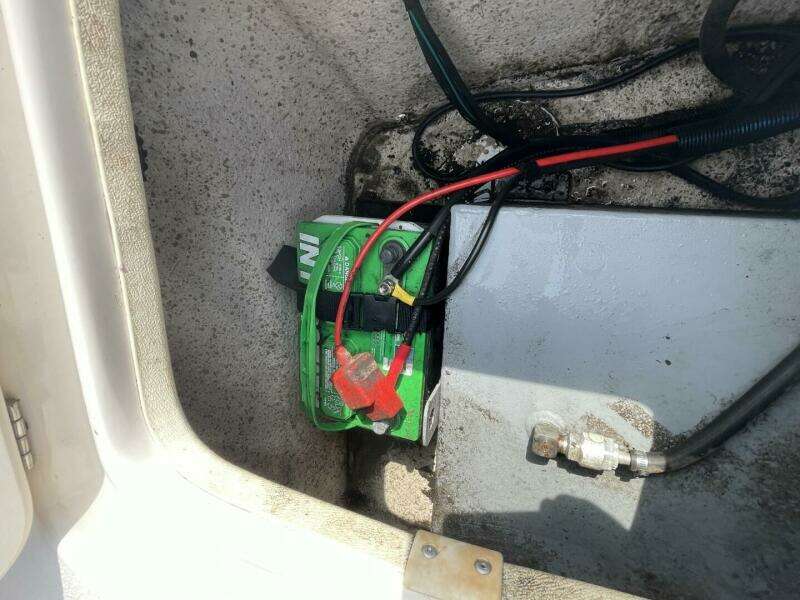 19ft Carolina Skiff Yacht For Sale