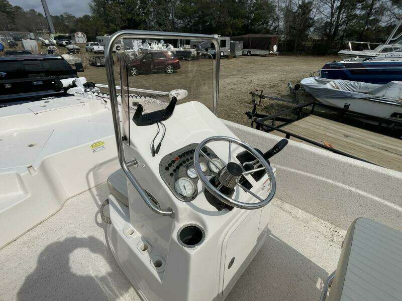 19ft Carolina Skiff Yacht For Sale