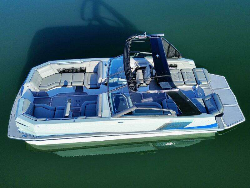 23ft Correct Craft Yacht For Sale