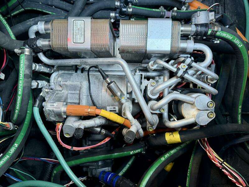 23ft Correct Craft Yacht For Sale