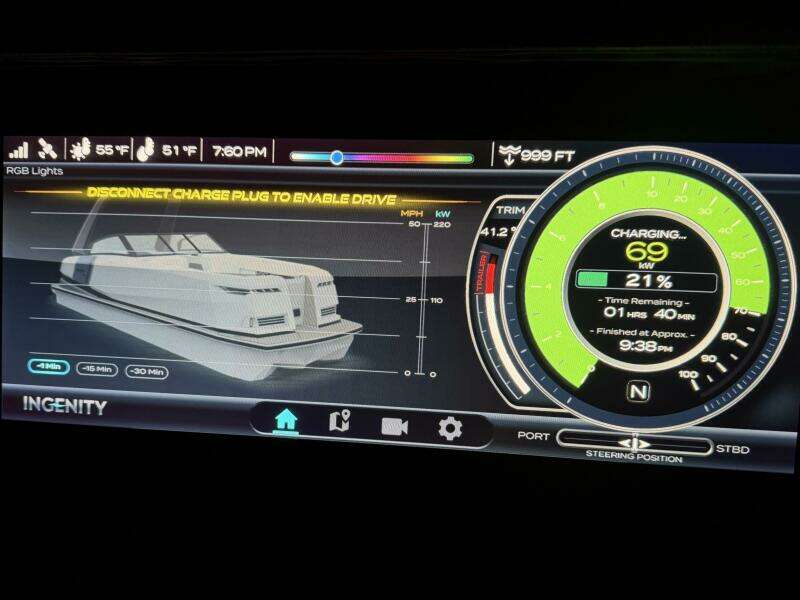 23ft Correct Craft Yacht For Sale