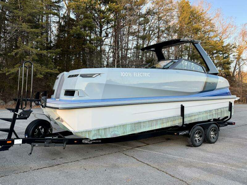 23ft Correct Craft Yacht For Sale