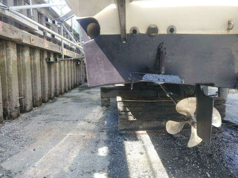 47ft Bayliner Yacht For Sale