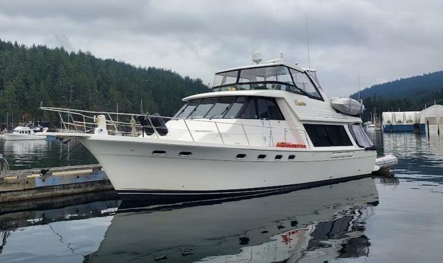 47' 1998 Bayliner 4788