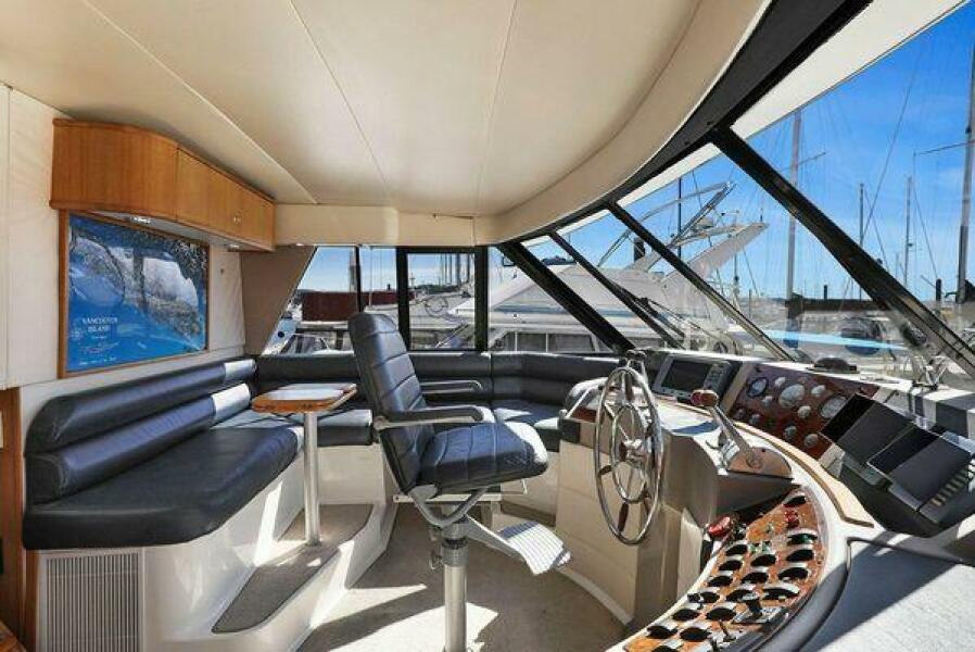 47' 1998 Bayliner 4788