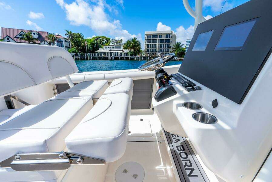 23ft Sea Born Yacht For Sale