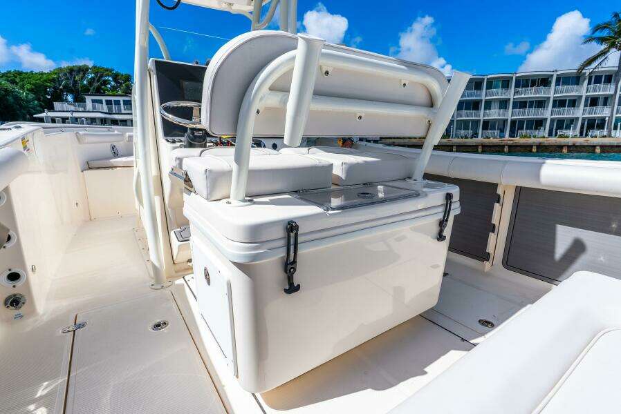 23ft Sea Born Yacht For Sale