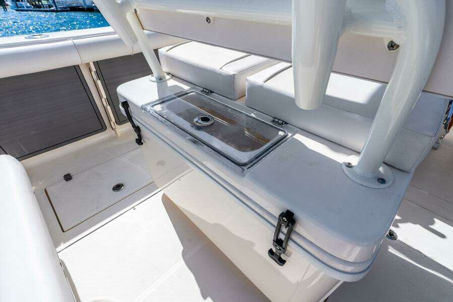 23ft Sea Born Yacht For Sale