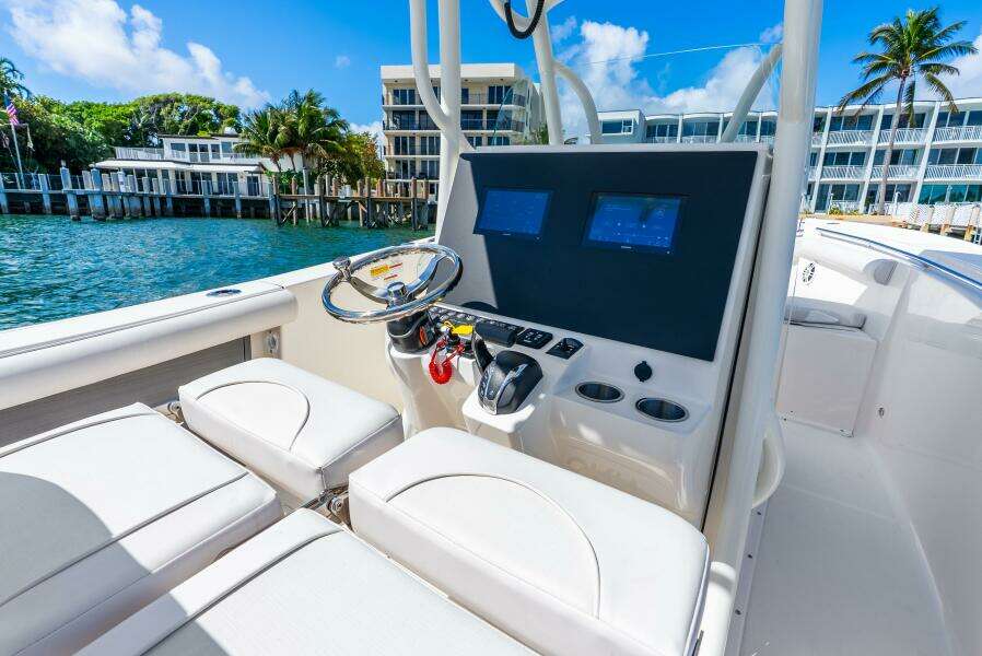 23ft Sea Born Yacht For Sale