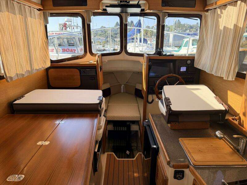 SEA SPIRIT 25ft Ranger Tugs Yacht For Sale