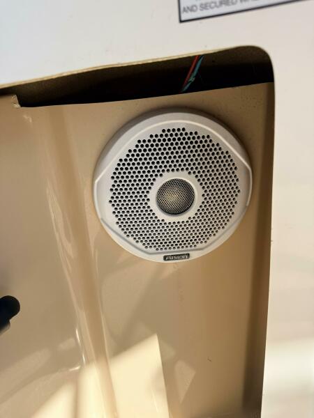 25' 2016 Ranger Tugs R-25 SC