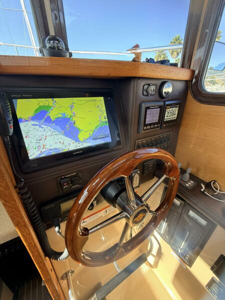 25' 2016 Ranger Tugs R-25 SC