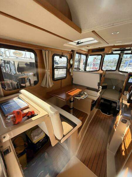 SEA SPIRIT 25ft Ranger Tugs Yacht For Sale