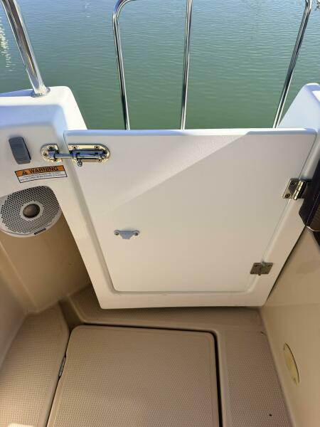 25' 2016 Ranger Tugs R-25 SC