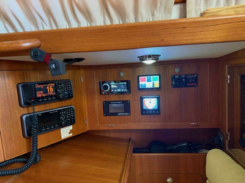 GADABOUT 46ft Outbound Yacht For Sale
