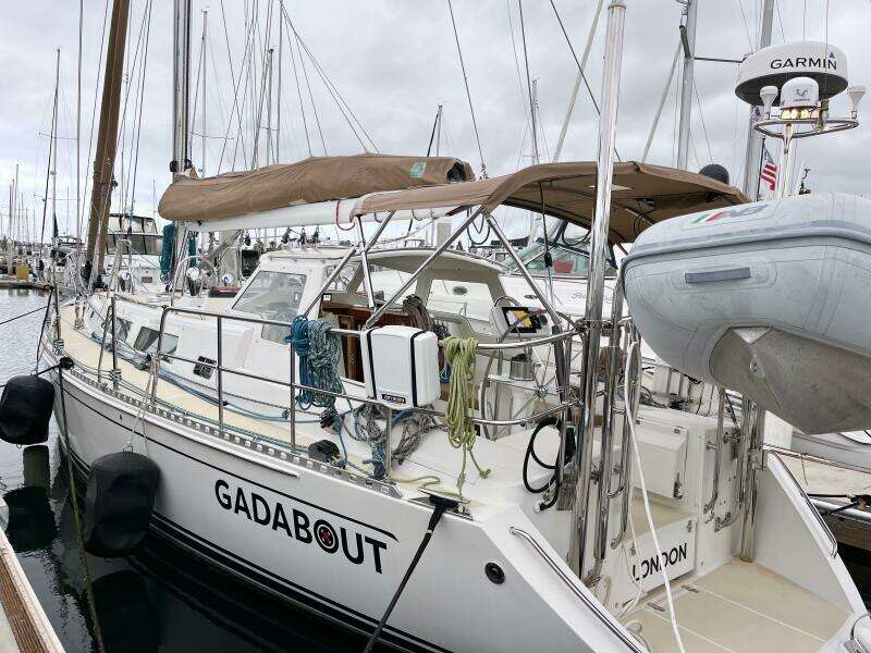 GADABOUT 46ft Outbound Yacht For Sale