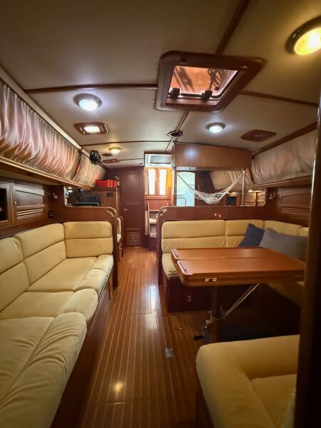 46' 2011 Outbound 46