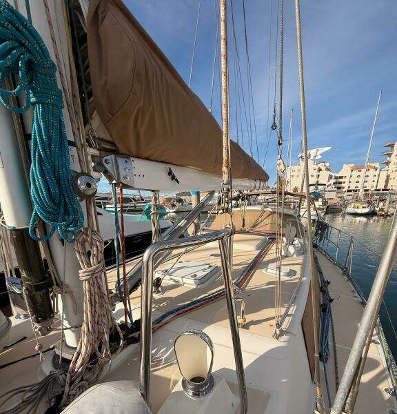GADABOUT 46ft Outbound Yacht For Sale