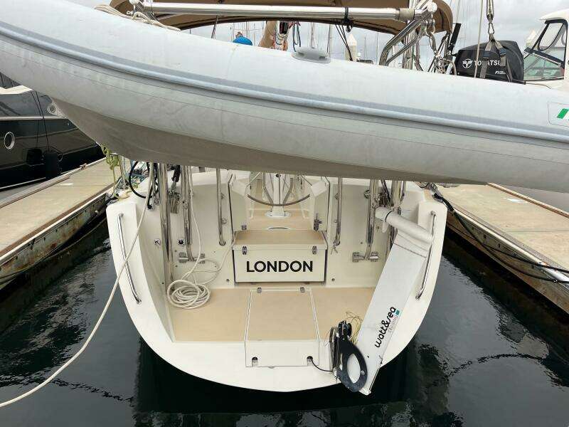 GADABOUT 46ft Outbound Yacht For Sale
