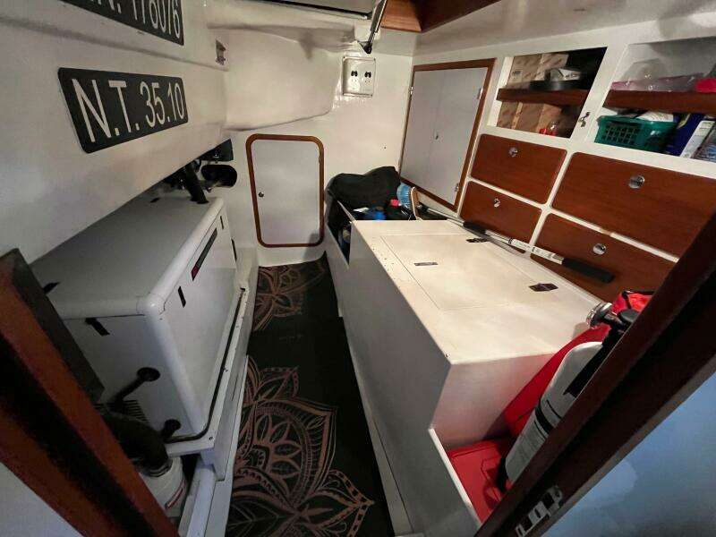 GADABOUT 46ft Outbound Yacht For Sale