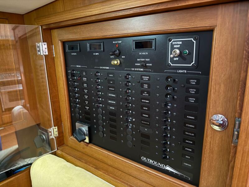 46' 2011 Outbound 46