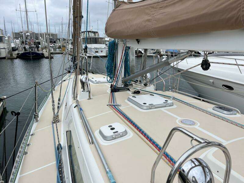 GADABOUT 46ft Outbound Yacht For Sale