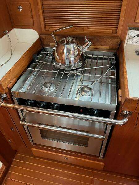 GADABOUT 46ft Outbound Yacht For Sale