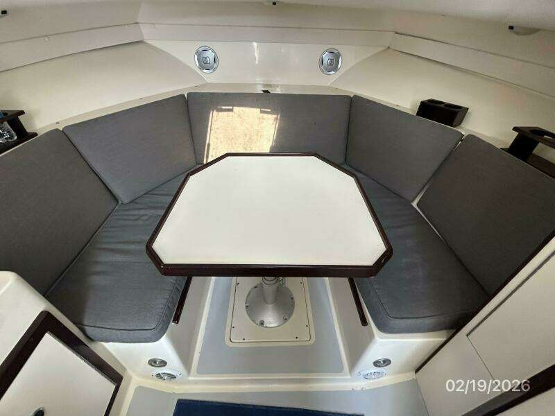 28' Albin cabin settee-original table