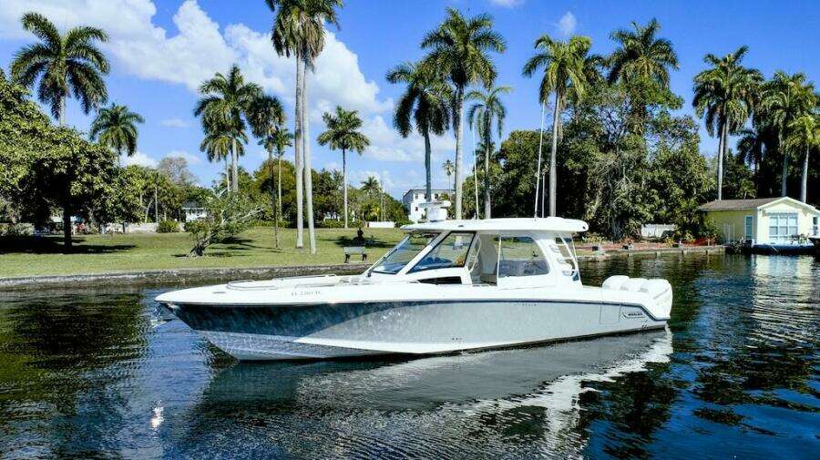 350 Realm 35ft Boston Whaler Yacht For Sale