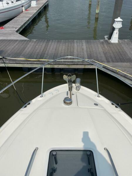 32' 2005 Sea Ray Sundancer 320
