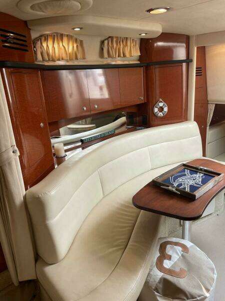 Just Right 32ft Sea Ray Yacht For Sale