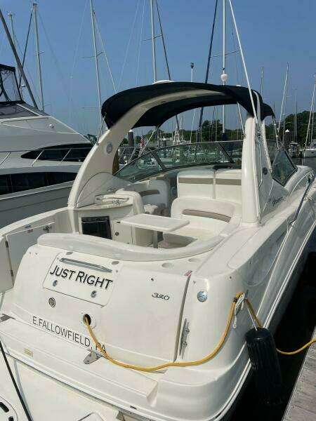 Just Right 32ft Sea Ray Yacht For Sale