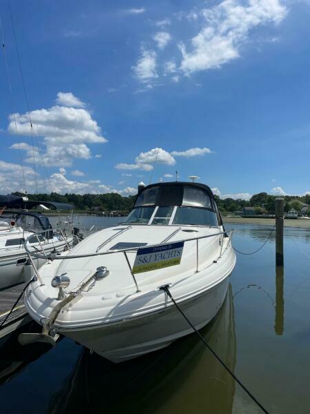 32' 2005 Sea Ray Sundancer 320
