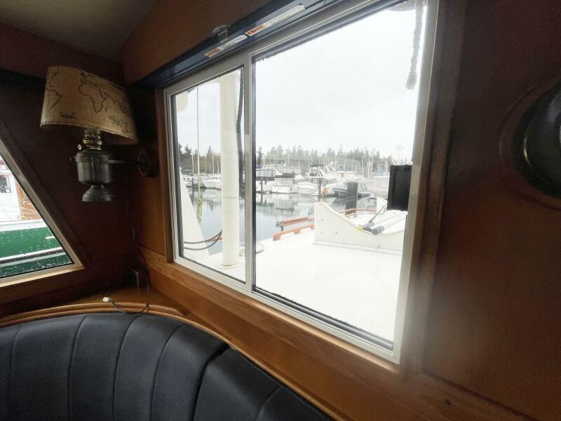 42' 1974 Grand Banks GB42