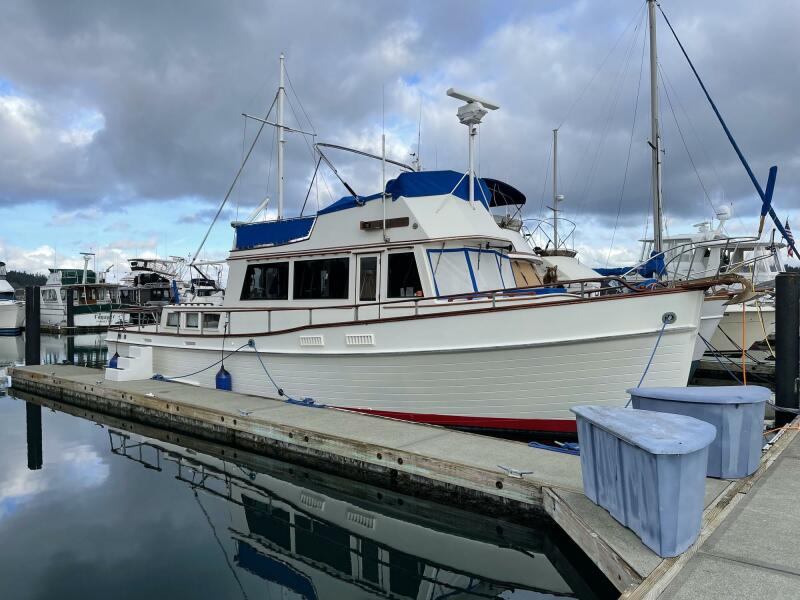 42' 1974 Grand Banks GB42