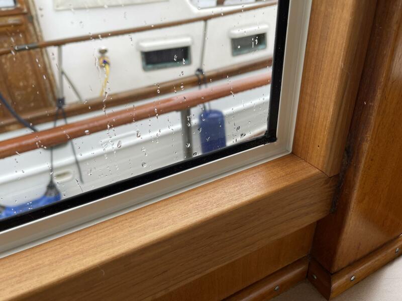 42' 1974 Grand Banks GB42