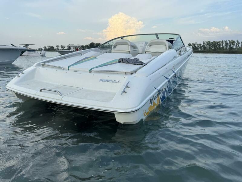 31' 1999 Formula 312 Fastech