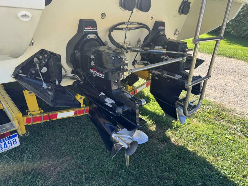 31' 1999 Formula 312 Fastech