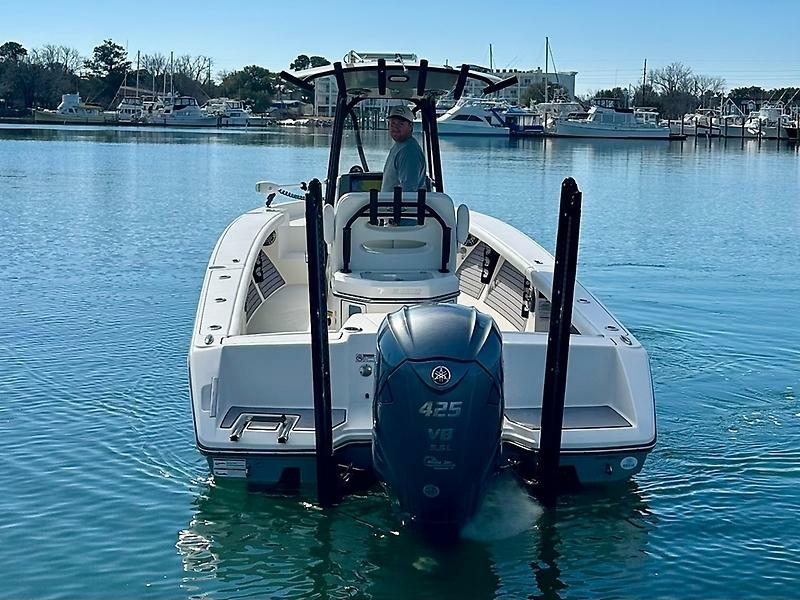 27' 2023 Pathfinder 2700