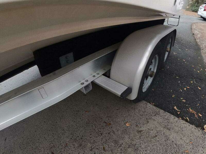 23ft Grady White Yacht For Sale