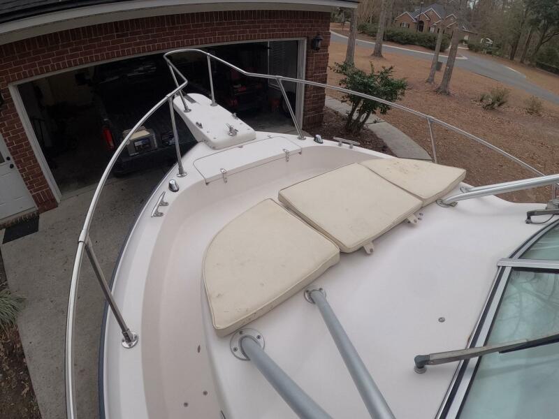 23' 2001 Grady-White Gulfstream 232
