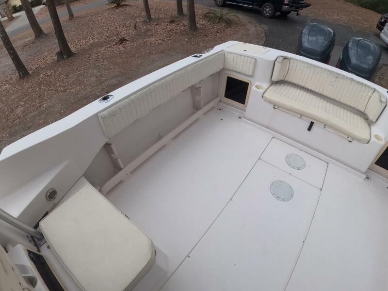 23' 2001 Grady-White Gulfstream 232