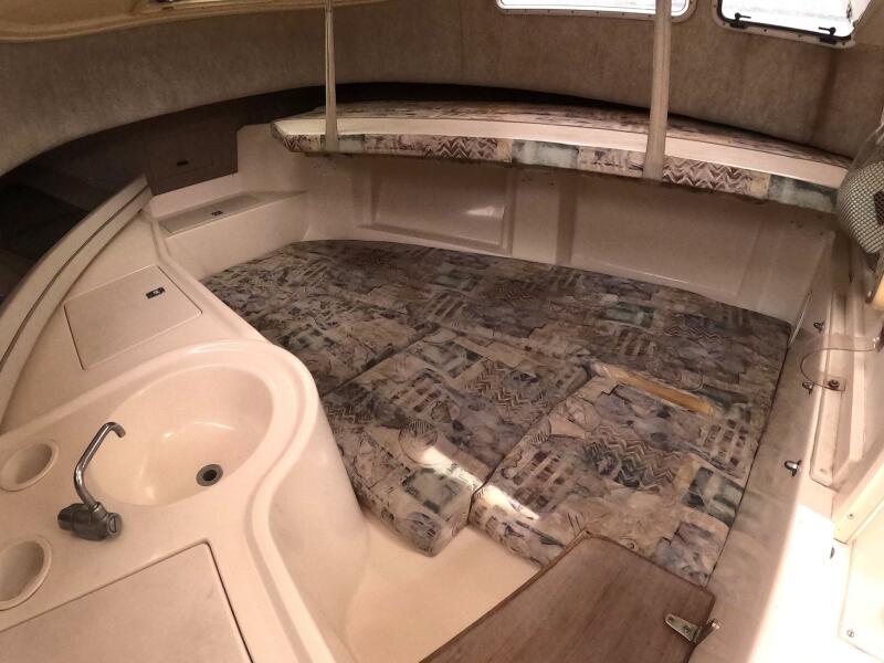 23' 2001 Grady-White Gulfstream 232