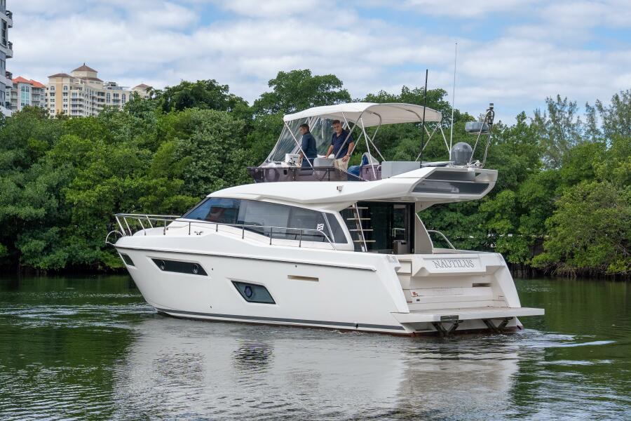45' 2018 Ferretti Yachts 450 Fly