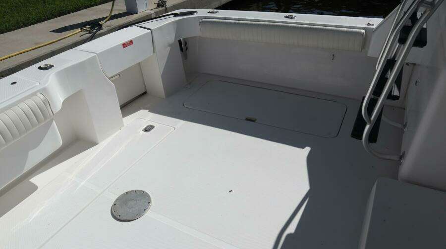 Whiskey Romeo 38ft Luhrs Yacht For Sale