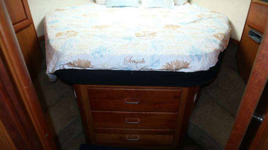 Whiskey Romeo 38ft Luhrs Yacht For Sale