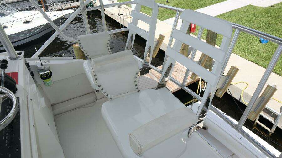 Whiskey Romeo 38ft Luhrs Yacht For Sale