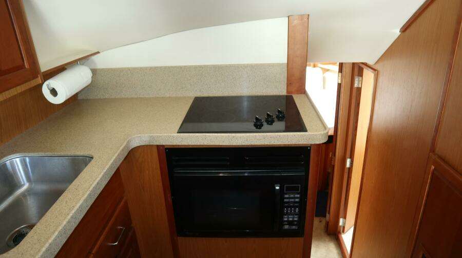 Whiskey Romeo 38ft Luhrs Yacht For Sale