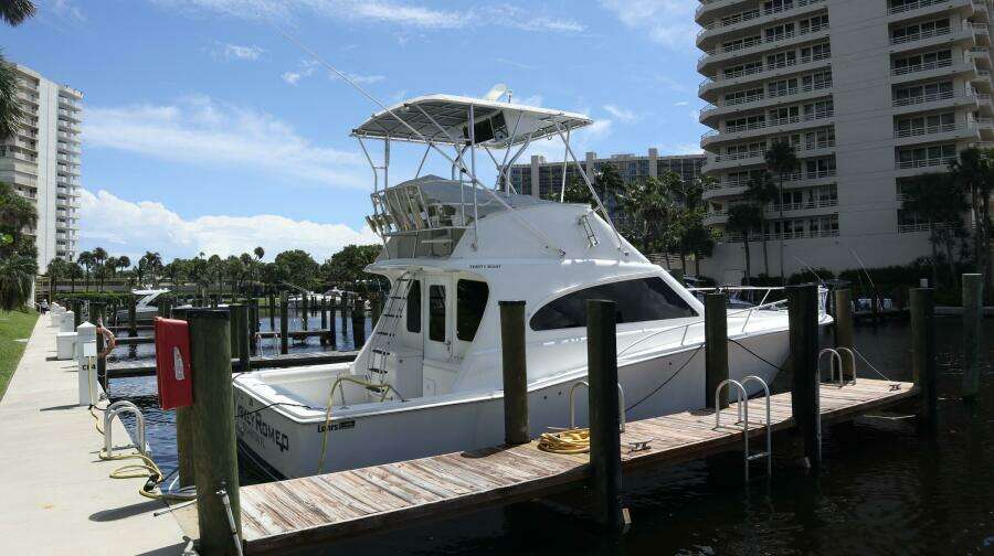 Whiskey Romeo 38ft Luhrs Yacht For Sale